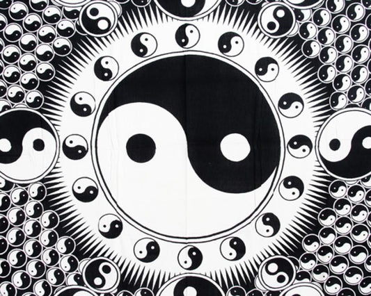 Yin Yang Tapestry Blue/Black 72"x108"
